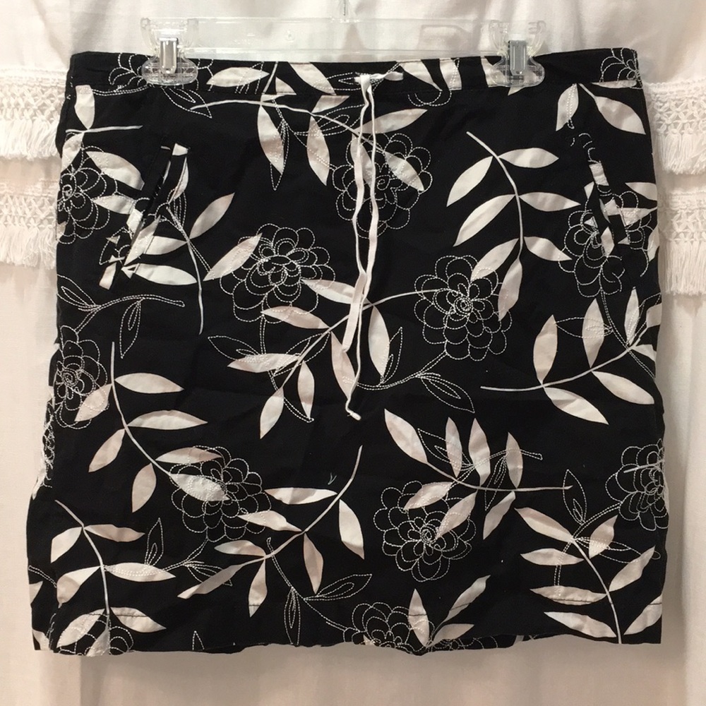 Ann Taylor skirt